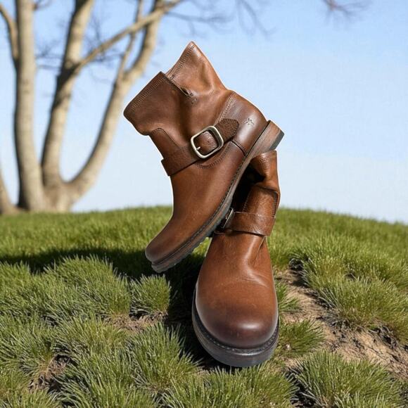 Frye Veronica Short Bootie Brown Size 8.5 - Picture 1 of 10
